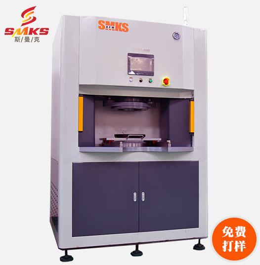 <a href='http://m.fpqvrmfi.cn' target='_blank'><u>流體拋光機(jī)</u></a>使用注意事項(xiàng)
