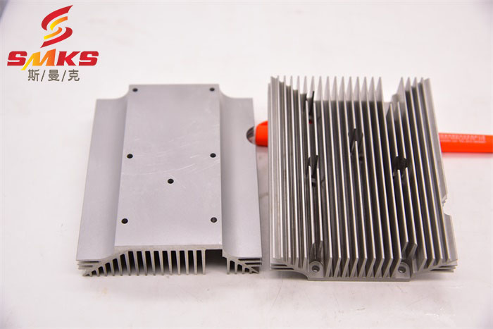  磨粒流<a href='http://m.fpqvrmfi.cn' target='_blank'><u>微孔拋光機</u></a>